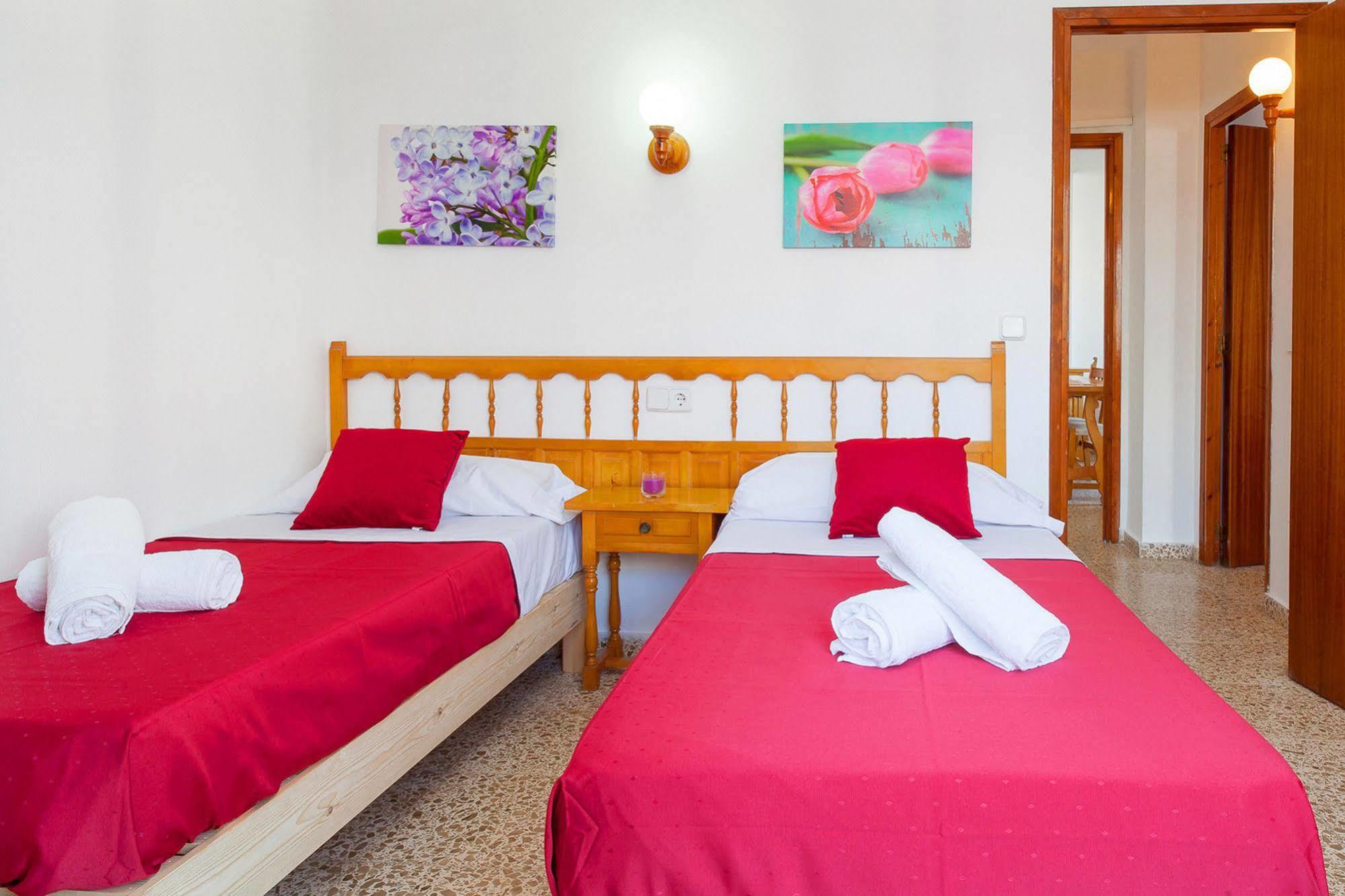 Sant Antoni de Portmany Apartamentos Puet מראה חיצוני תמונה